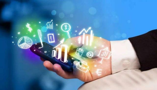 科技雙雄，一緊一松 馬化騰的“連接”與馬云的“回歸”